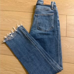 PAIGE Cindy Straight Leg Jeans
